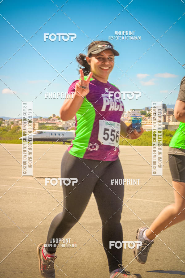 Compra tus fotos del eventoCorrida Hangar 942 En Fotop