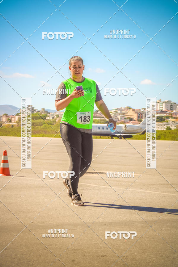 Achetez vos photos de l'vnementCorrida Hangar 942 sur Fotop