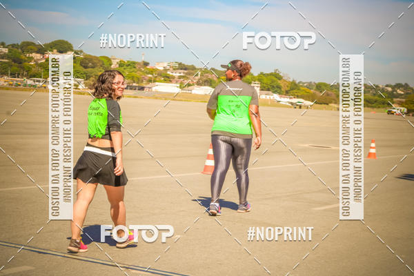 Achetez vos photos de l'vnementCorrida Hangar 942 sur Fotop