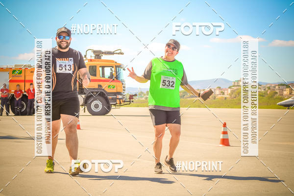 Compra tus fotos del eventoCorrida Hangar 942 En Fotop