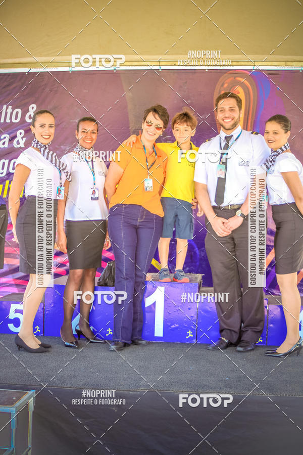 Achetez vos photos de l'vnementCorrida Hangar 942 sur Fotop