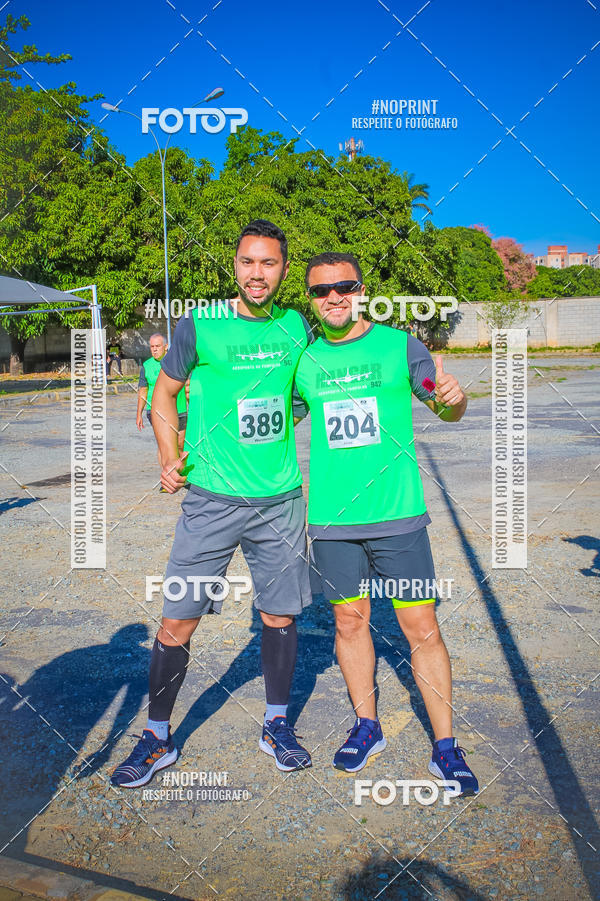 Achetez vos photos de l'vnementCorrida Hangar 942 sur Fotop