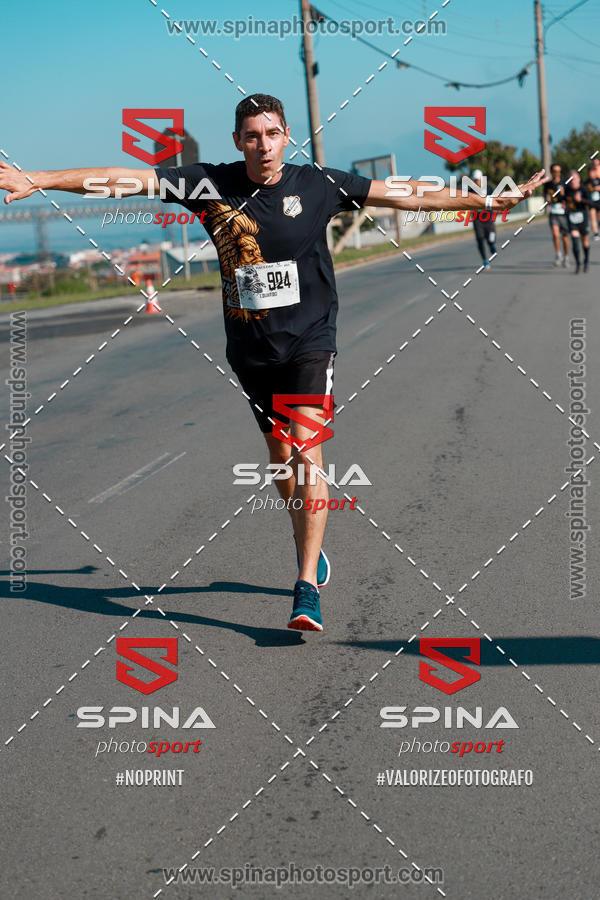 Buy your photos of the eventCorrida Vai Leo - 2019  on Fotop