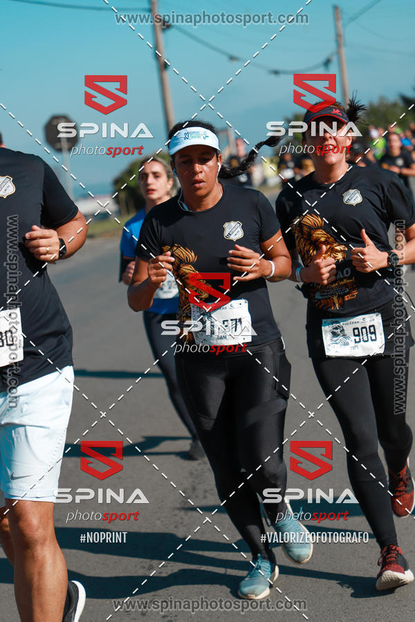 Buy your photos of the eventCorrida Vai Le�o - 2019  on Fotop