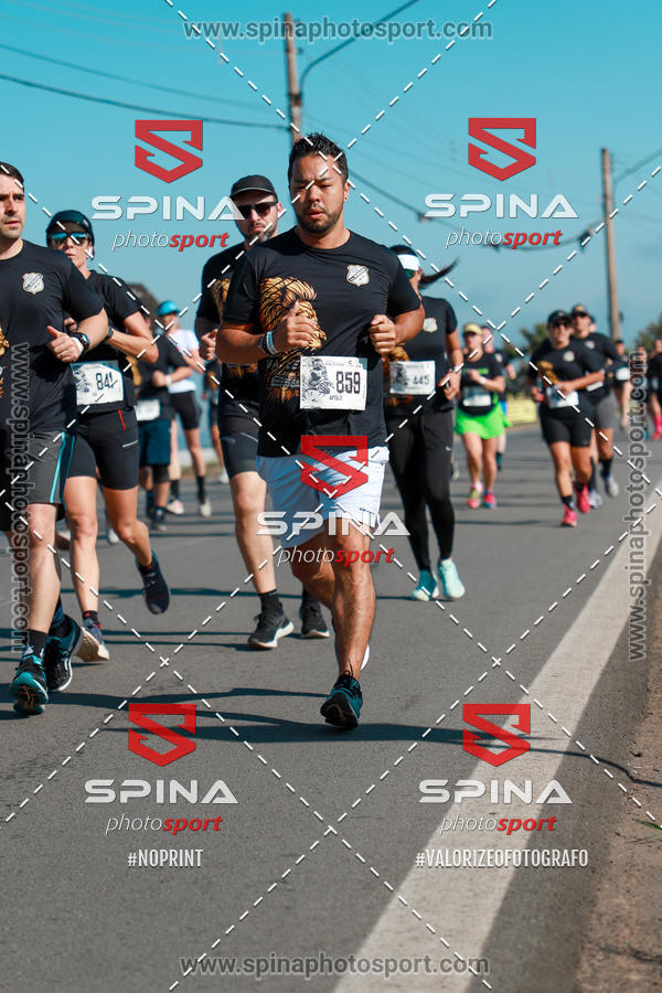 Buy your photos of the eventCorrida Vai Le�o - 2019  on Fotop