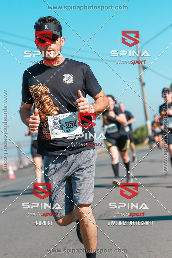 Buy your photos of the eventCorrida Vai Le�o - 2019  on Fotop