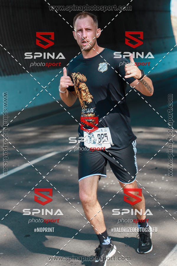 Buy your photos of the eventCorrida Vai Le�o - 2019  on Fotop