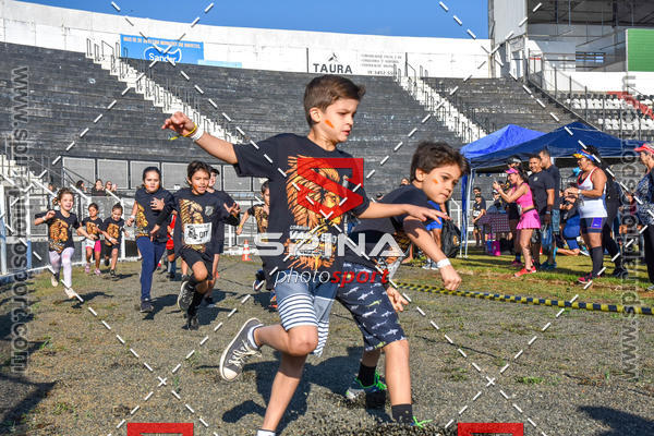 Buy your photos of the eventCorrida Vai Le�o - 2019  on Fotop