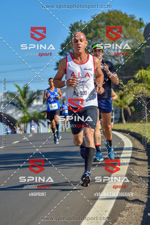Buy your photos of the eventCorrida Vai Le�o - 2019  on Fotop