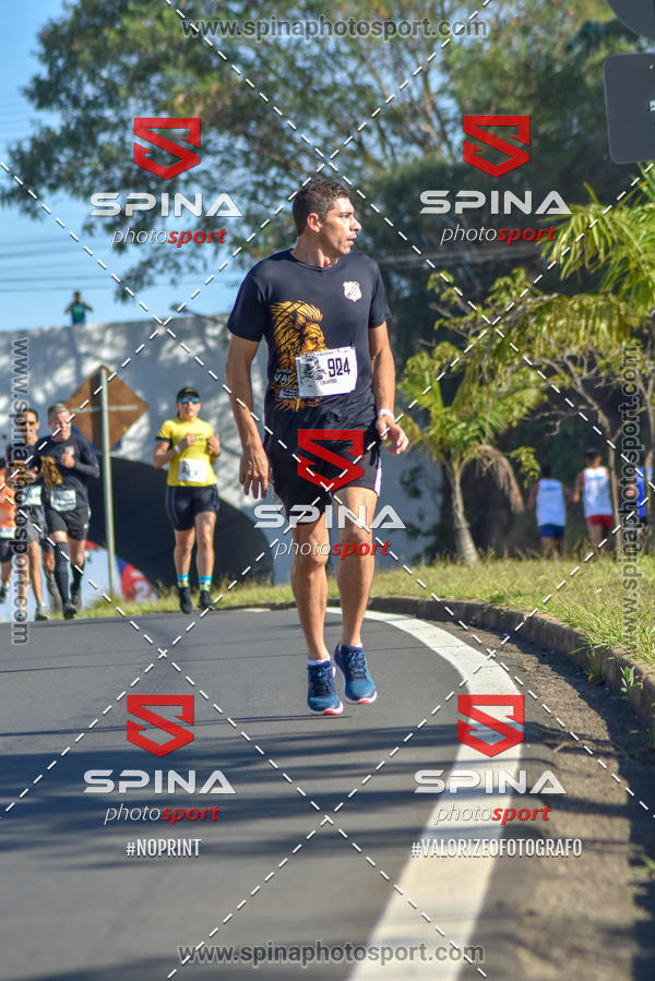 Buy your photos of the eventCorrida Vai Le�o - 2019  on Fotop