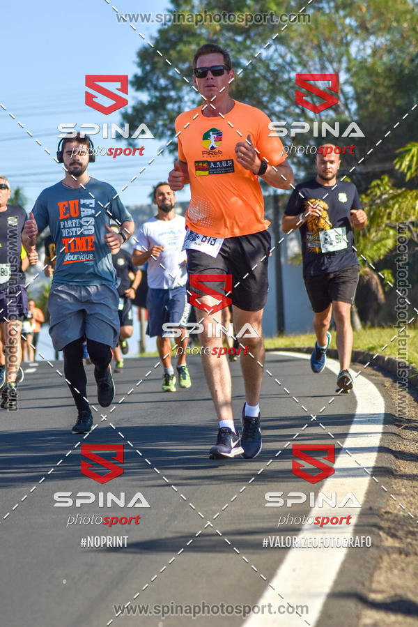 Buy your photos of the eventCorrida Vai Le�o - 2019  on Fotop