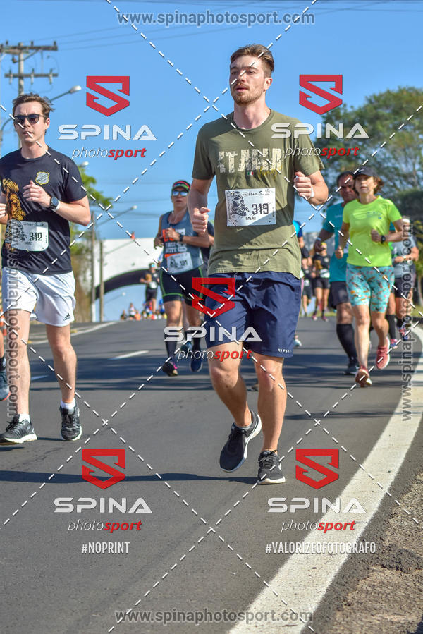 Buy your photos of the eventCorrida Vai Le�o - 2019  on Fotop