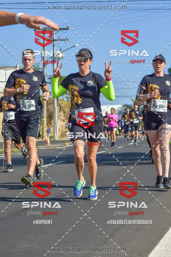 Buy your photos of the eventCorrida Vai Le�o - 2019  on Fotop