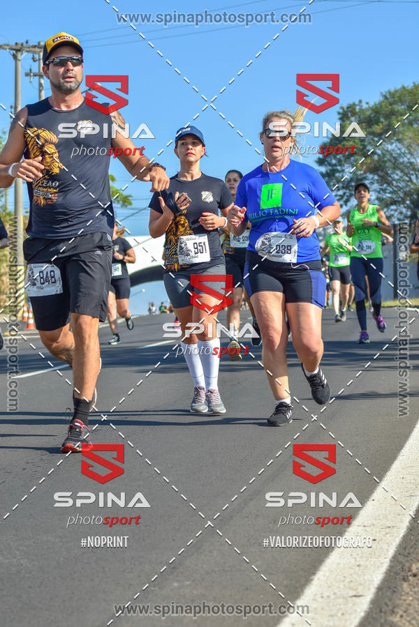 Buy your photos of the eventCorrida Vai Le�o - 2019  on Fotop