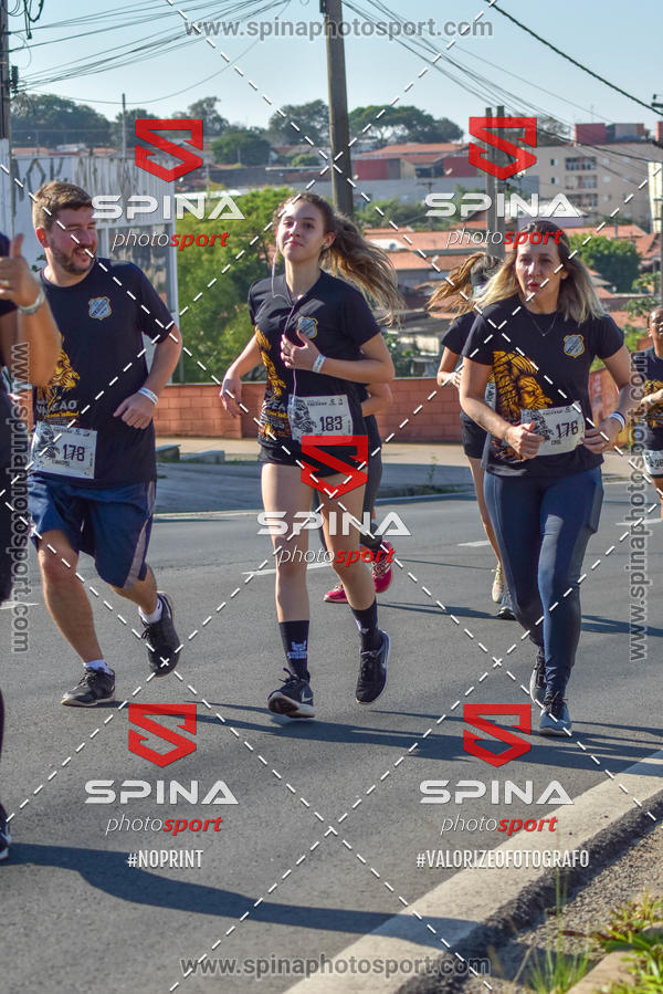 Buy your photos of the eventCorrida Vai Le�o - 2019  on Fotop