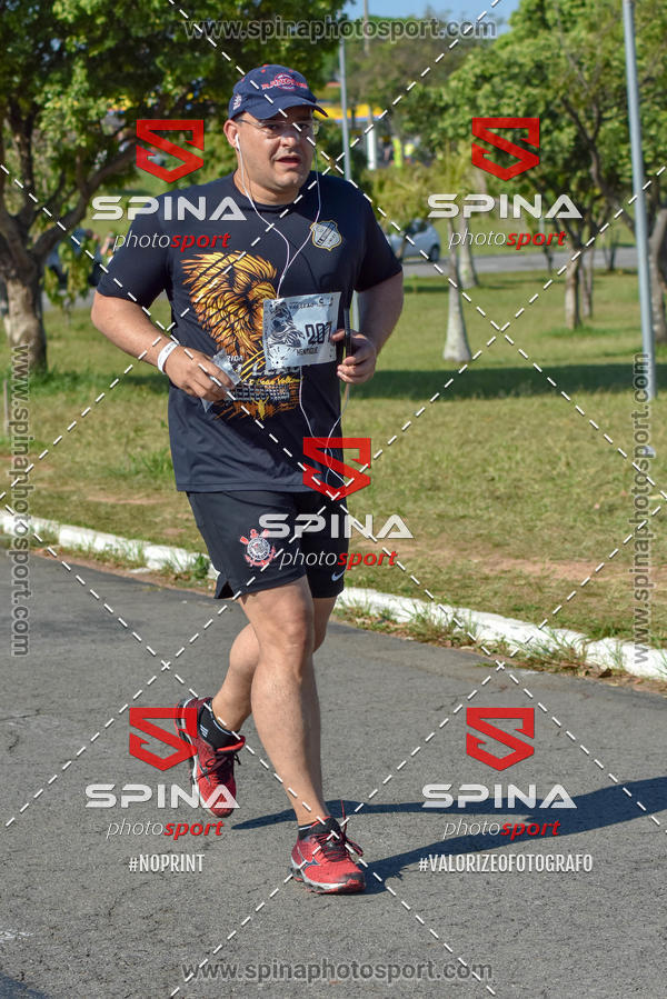 Buy your photos of the eventCorrida Vai Le�o - 2019  on Fotop