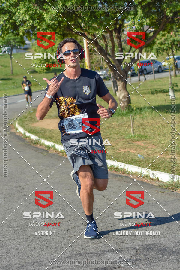 Buy your photos of the eventCorrida Vai Le�o - 2019  on Fotop