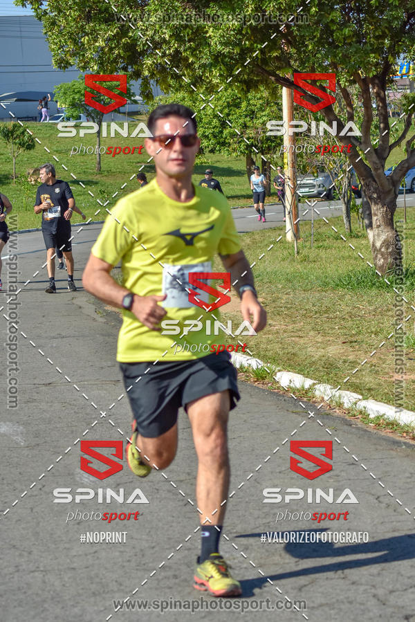Buy your photos of the eventCorrida Vai Le�o - 2019  on Fotop