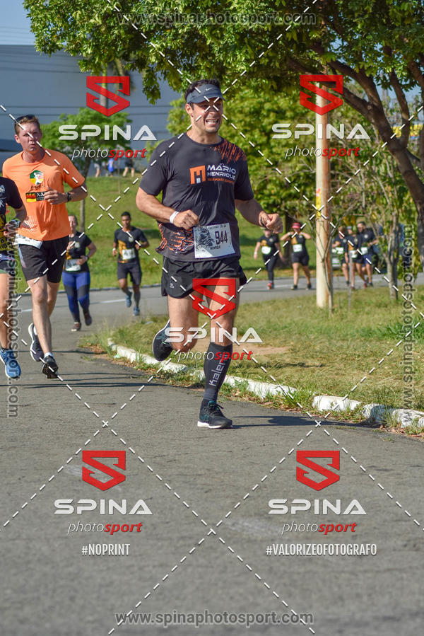 Buy your photos of the eventCorrida Vai Le�o - 2019  on Fotop