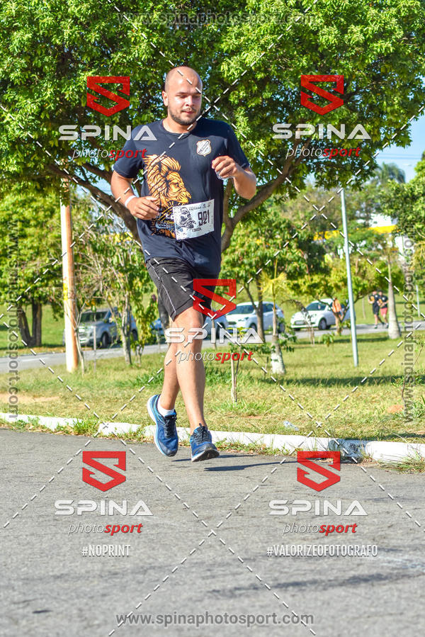 Buy your photos of the eventCorrida Vai Le�o - 2019  on Fotop