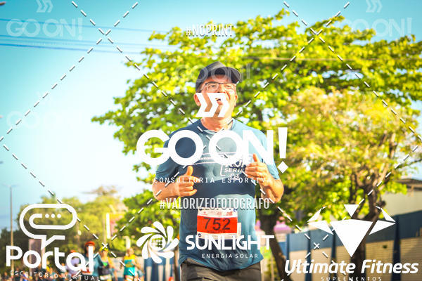 Buy your photos of the eventTrack e Field Run Series - SunRise on Fotop