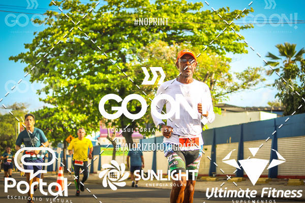 Buy your photos of the eventTrack e Field Run Series - SunRise on Fotop