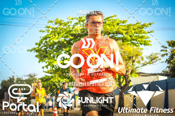 Buy your photos of the eventTrack e Field Run Series - SunRise on Fotop