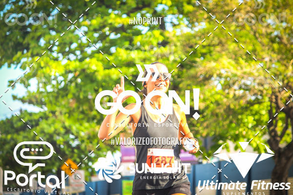 Buy your photos of the eventTrack e Field Run Series - SunRise on Fotop