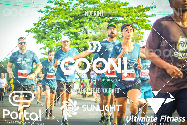 Buy your photos of the eventTrack e Field Run Series - SunRise on Fotop