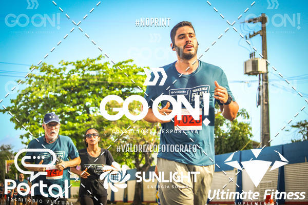 Buy your photos of the eventTrack e Field Run Series - SunRise on Fotop