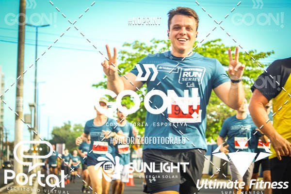 Buy your photos of the eventTrack e Field Run Series - SunRise on Fotop