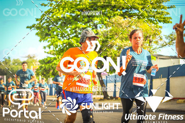 Buy your photos of the eventTrack e Field Run Series - SunRise on Fotop