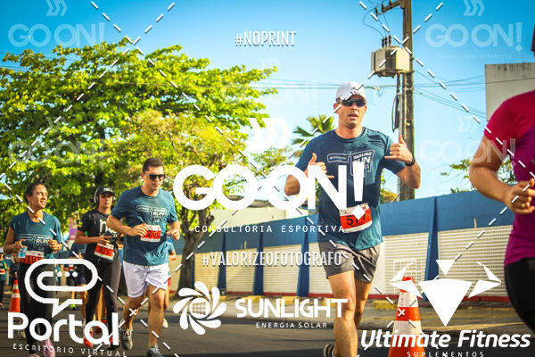 Buy your photos of the eventTrack e Field Run Series - SunRise on Fotop