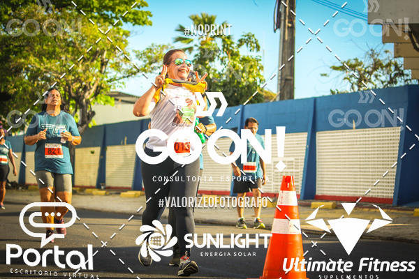 Buy your photos of the eventTrack e Field Run Series - SunRise on Fotop