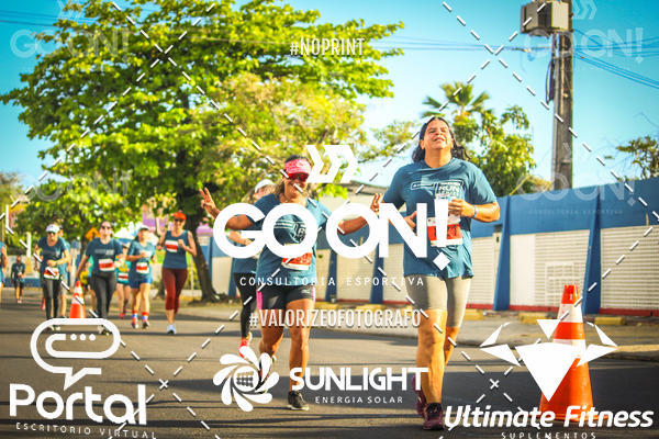 Buy your photos of the eventTrack e Field Run Series - SunRise on Fotop