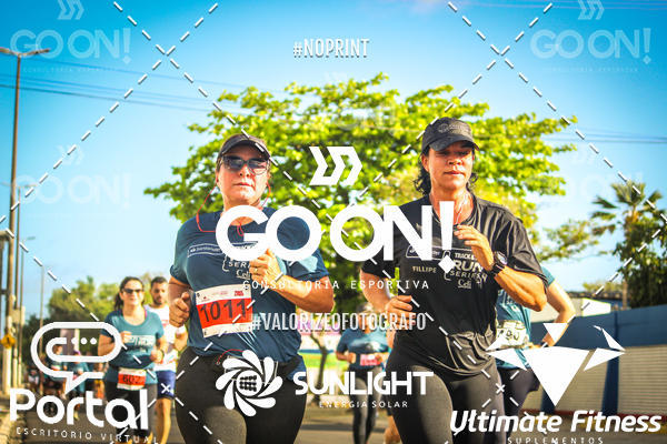 Buy your photos of the eventTrack e Field Run Series - SunRise on Fotop