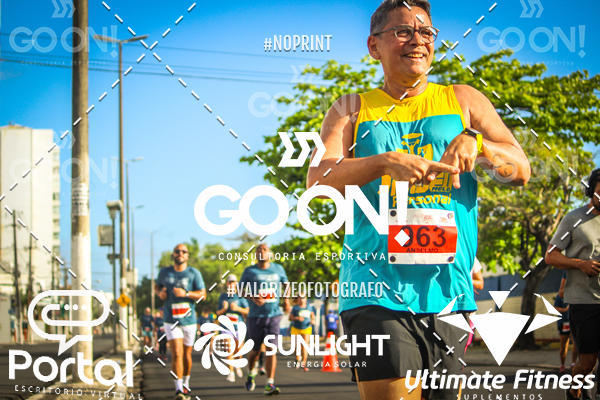 Buy your photos of the eventTrack e Field Run Series - SunRise on Fotop