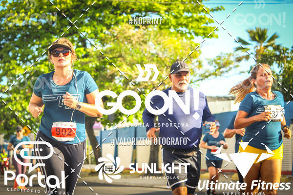 Buy your photos of the eventTrack e Field Run Series - SunRise on Fotop