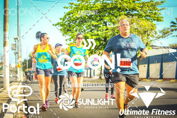 Buy your photos of the eventTrack e Field Run Series - SunRise on Fotop