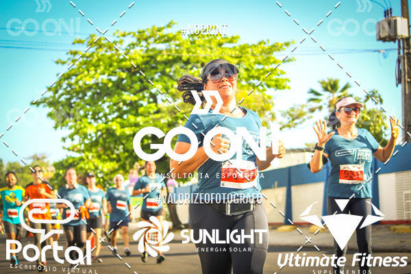 Buy your photos of the eventTrack e Field Run Series - SunRise on Fotop