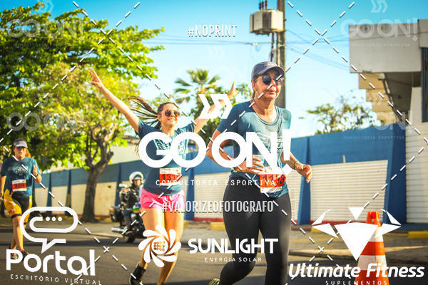 Buy your photos of the eventTrack e Field Run Series - SunRise on Fotop