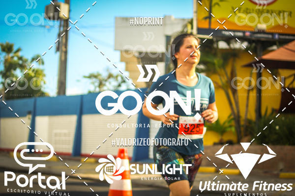 Buy your photos of the eventTrack e Field Run Series - SunRise on Fotop