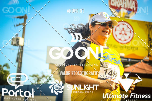 Buy your photos of the eventTrack e Field Run Series - SunRise on Fotop