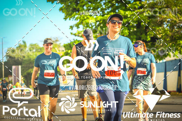 Buy your photos of the eventTrack e Field Run Series - SunRise on Fotop