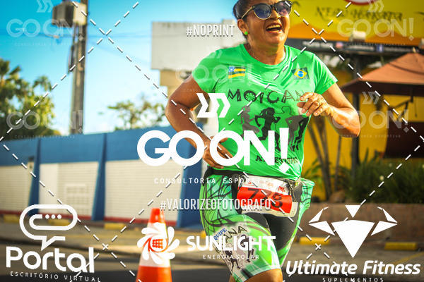 Buy your photos of the eventTrack e Field Run Series - SunRise on Fotop