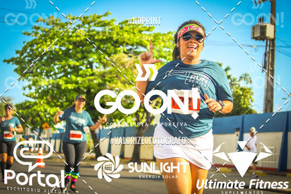 Buy your photos of the eventTrack e Field Run Series - SunRise on Fotop