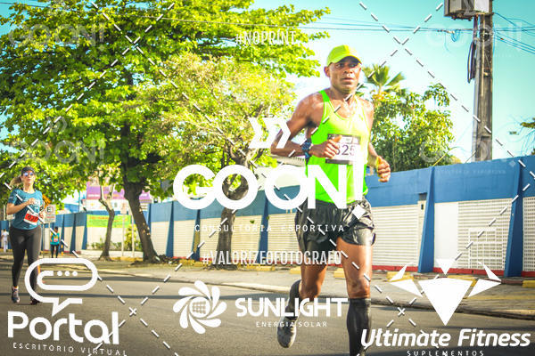 Buy your photos of the eventTrack e Field Run Series - SunRise on Fotop