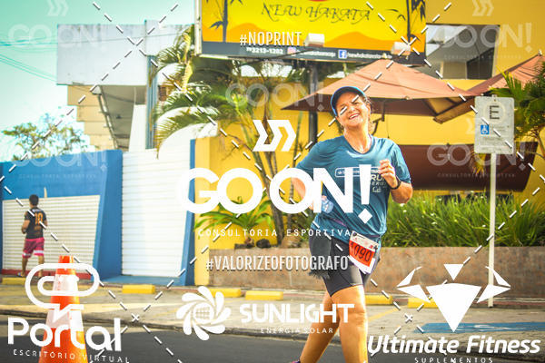 Buy your photos of the eventTrack e Field Run Series - SunRise on Fotop