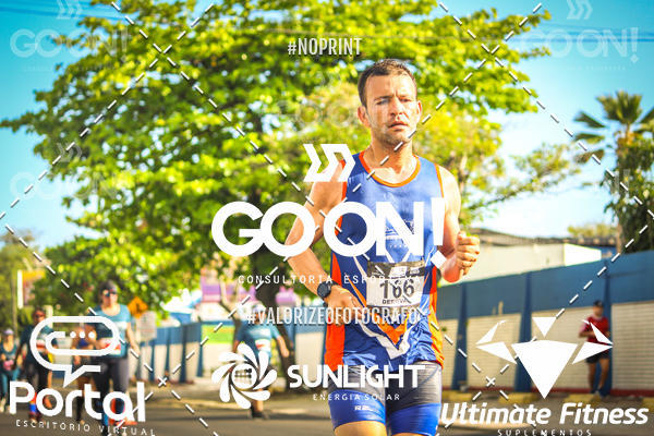 Buy your photos of the eventTrack e Field Run Series - SunRise on Fotop