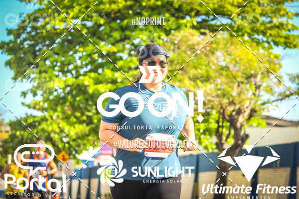 Buy your photos of the eventTrack e Field Run Series - SunRise on Fotop